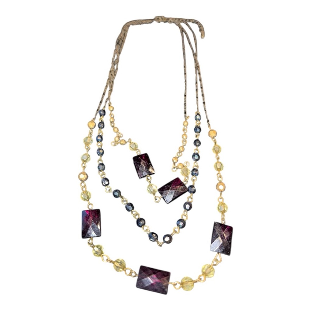 Avon Vintage Triple Strand Faceted Bead Necklace J12